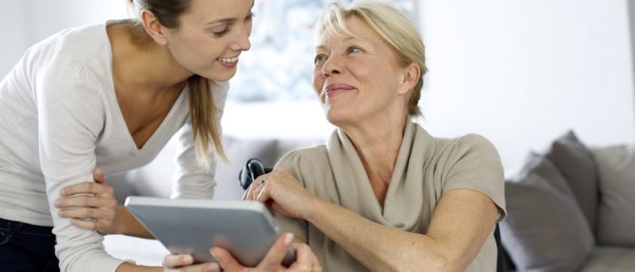 Der Berliner Pflegedienst Pflegetiger ist Insolvent (Bild: goodluz/Fotolia.com)