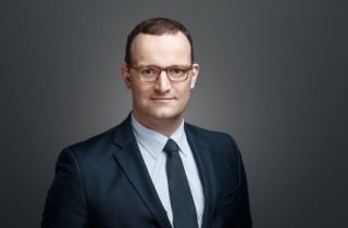 Bundesgesundheitsminister Spahn beschließt die Konzertierte Aktion Pflege (Quelle: Bundesregierung) © BMG